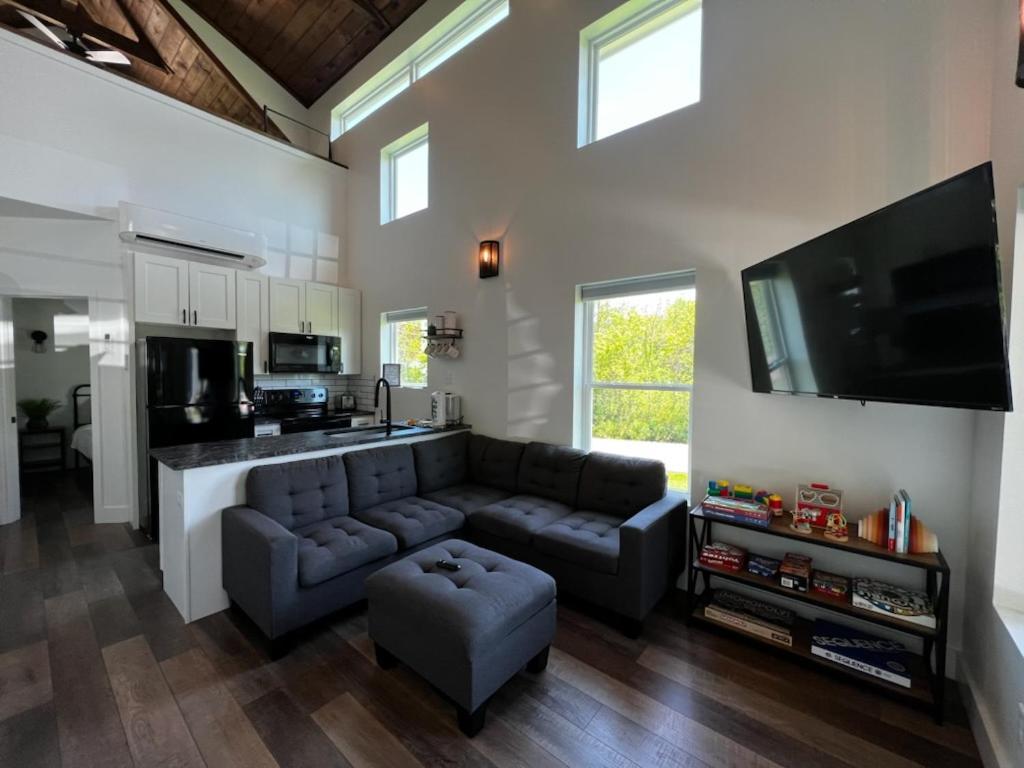 Апартаменти Modern Smoky Mountain Tiny House Піджен-Фордж Екстер'єр фото