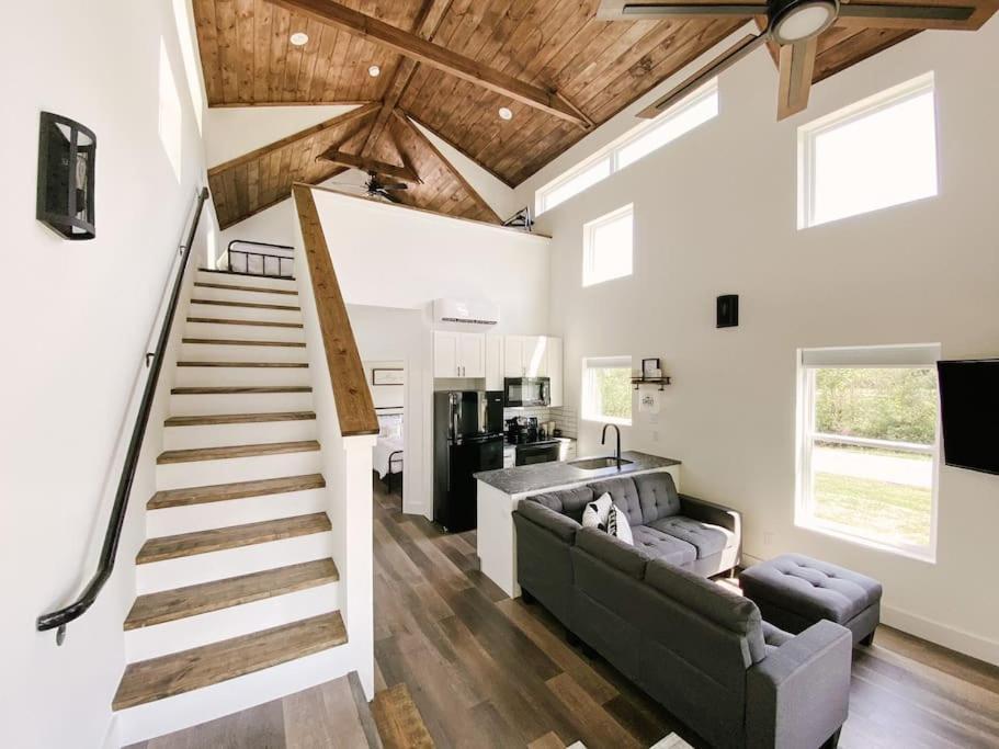 Апартаменти Modern Smoky Mountain Tiny House Піджен-Фордж Екстер'єр фото